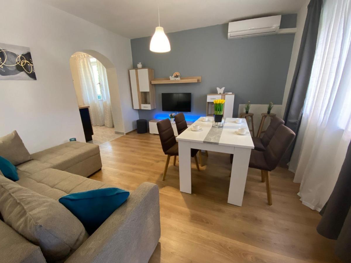 Apartment Dora Zadar Eksteriør billede