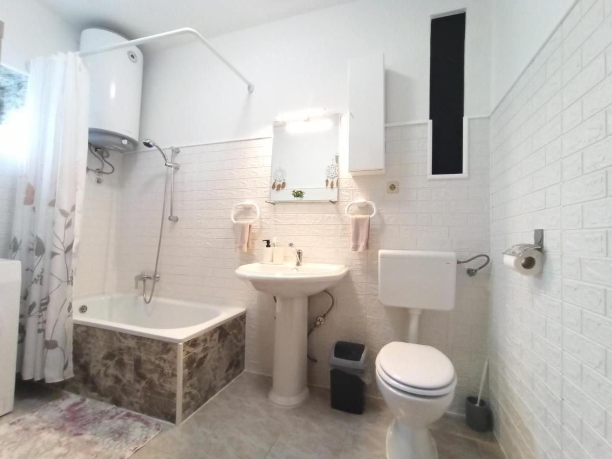 Apartment Dora Zadar Eksteriør billede